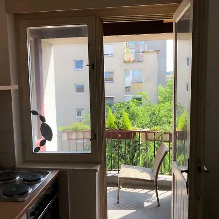 Apartma Roseman - Small Open Flat In The City Centre